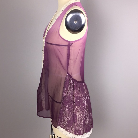 Gimmicks small lavender vest - Picture 2 of 5